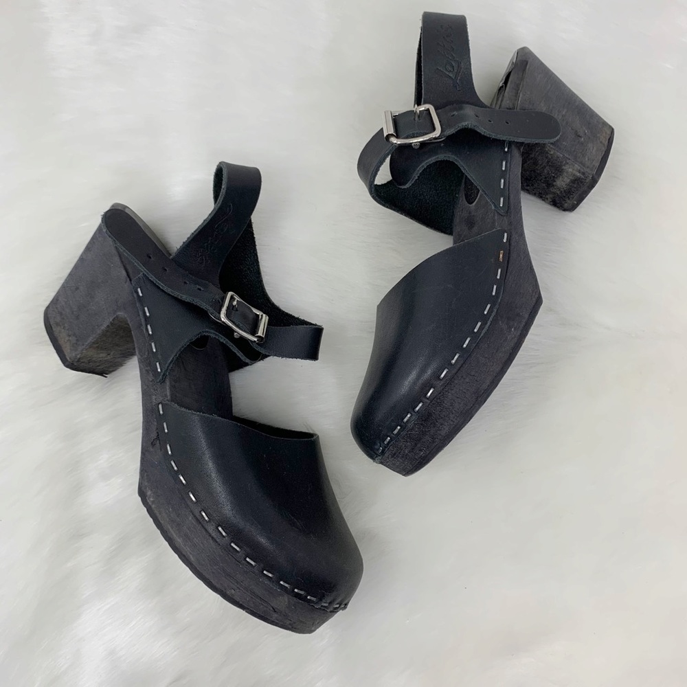 LOTTA’S platform clogs wooden heel ankle strap